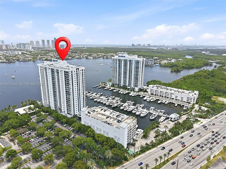 17301 Biscayne Blvd #1008 — Photo 36