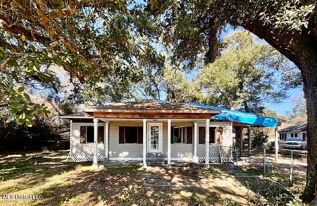 1st image of 542 Perry Pl