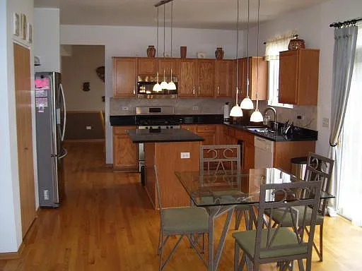1529 Lang Dr — Photo 5