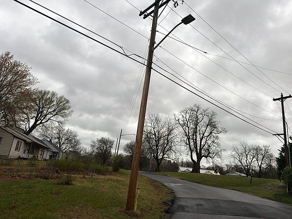 5th image of 1208 W 33rd St