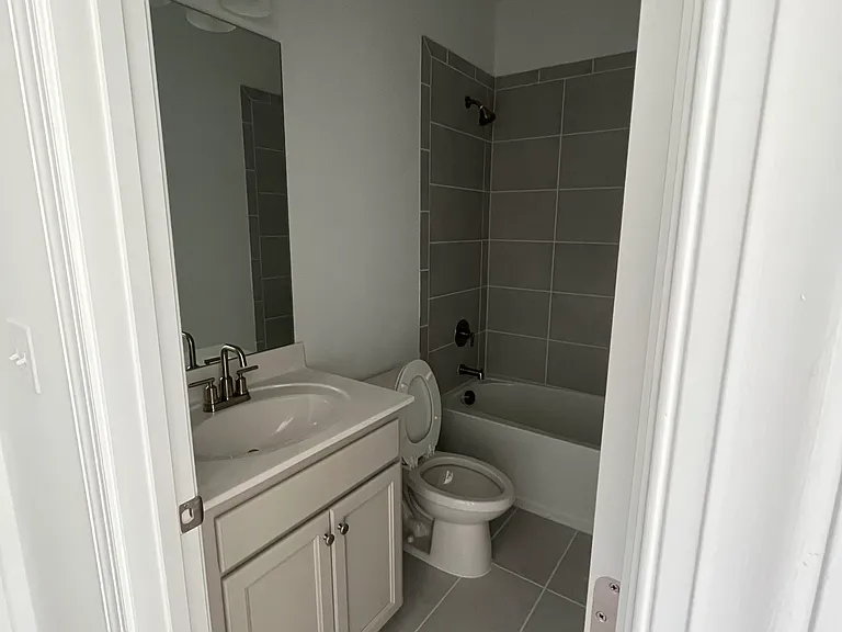 4277 Baden Aly — Photo 22