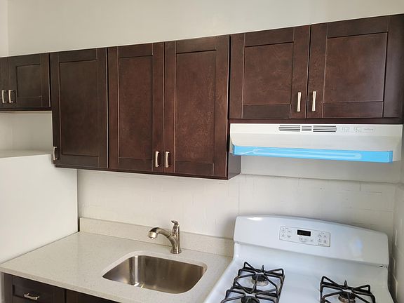 3rd image of 3317 Fish Ave Floor 2