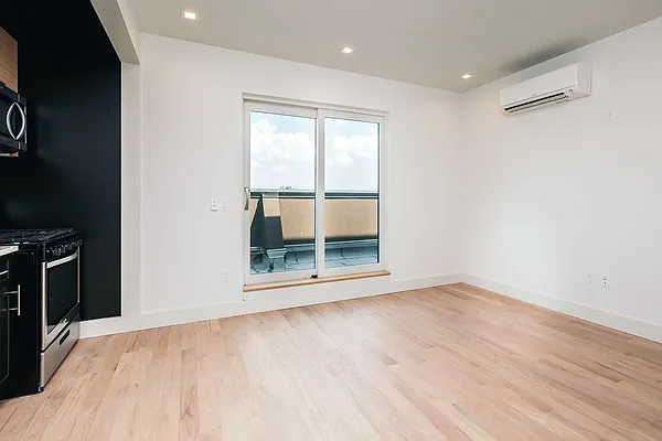 Rented by Nooklyn NYC LLC | media 23