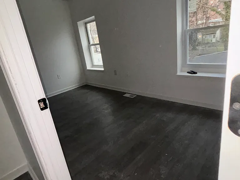 1333 N Walnut St — Photo 10
