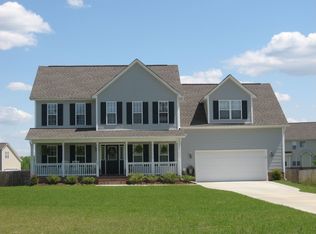 184 E Ridge Ct, Jacksonville, NC 28540