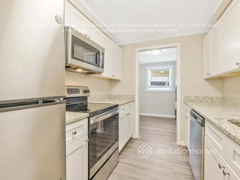 4238 Sabine Dr — Photo 10