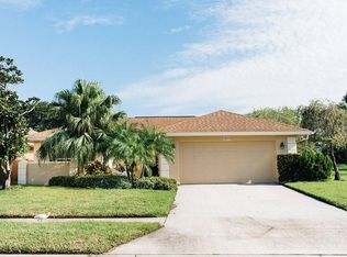 2233 Kingfisher Ln #27, Clearwater, FL 33762
