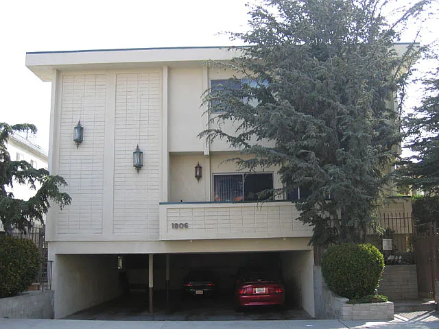 1806 Corinth Ave #8 — Photo 2