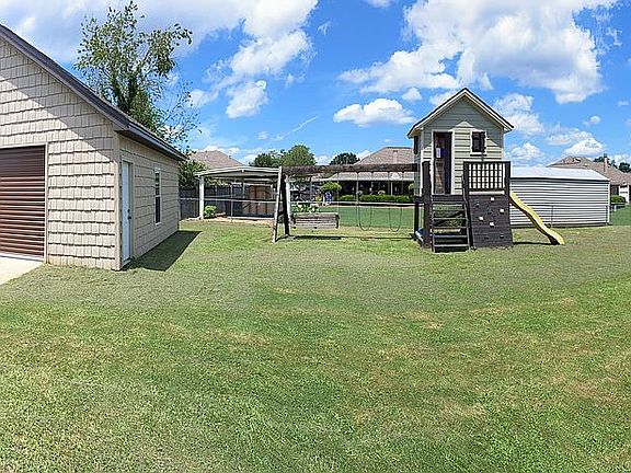 Fenced in back yard 