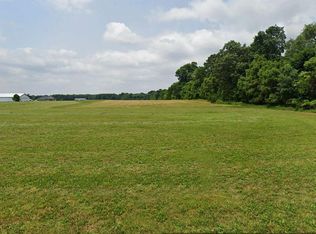 2042 Hov Aire Dr, Three Rivers, MI 49093