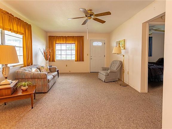 2nd image of 5117 Tulip St