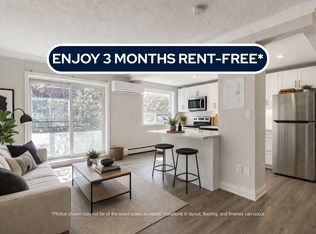 2194 King St E #105, Hamilton, ON L8K 1W6