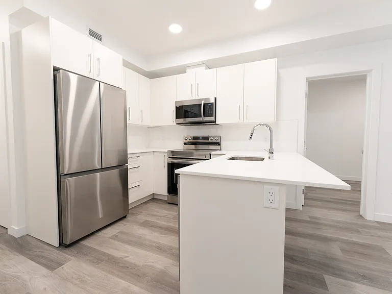 612 67th Ave SW — Photo 85