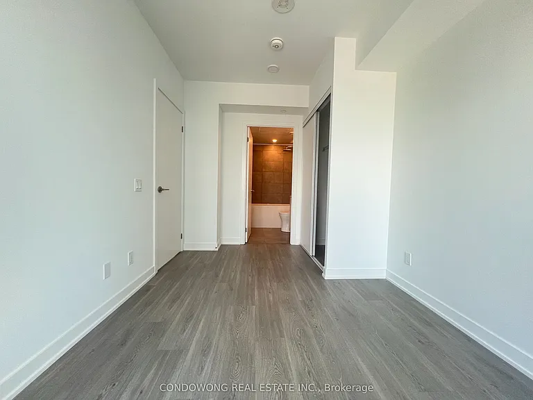 8 Wellesley St W #4109 — Photo 6