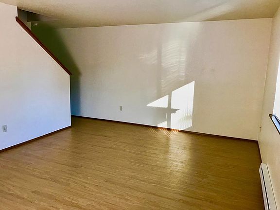 4th image of 12009 125th Avenue Ct E