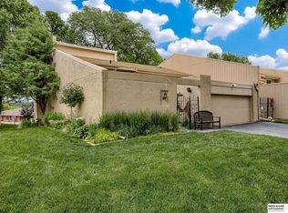 3005 S 160th Plz, Omaha, NE 68130