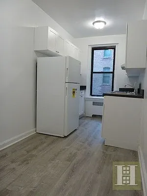 Rented by Halstead Real Estate | media 8