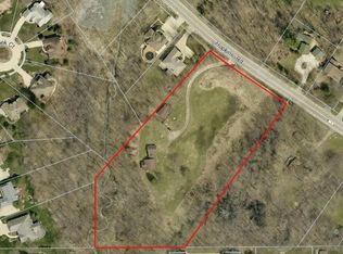 6024 Hopkins Rd, Mentor, OH 44060