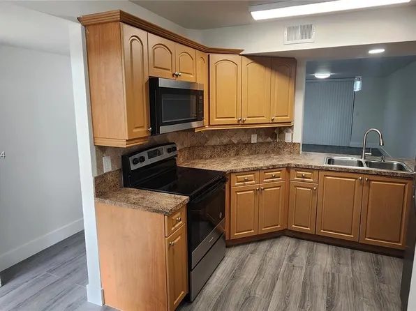 115 Lake Emerald Dr APT 102, Oakland Park, FL 33309