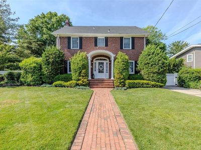 3445 Lufberry Avenue, Wantagh, NY, 11793