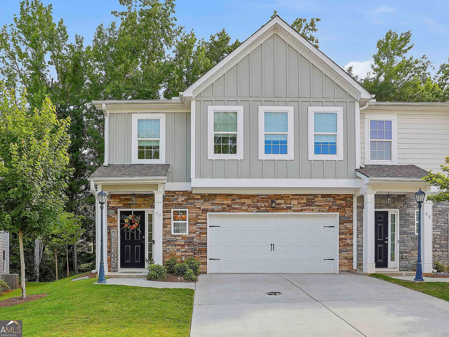 3 bed, 2.5 bath, 1880 sqft, $2,250 — Photo 1