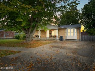 5613 Genny Ct, Louisville, KY 40214
