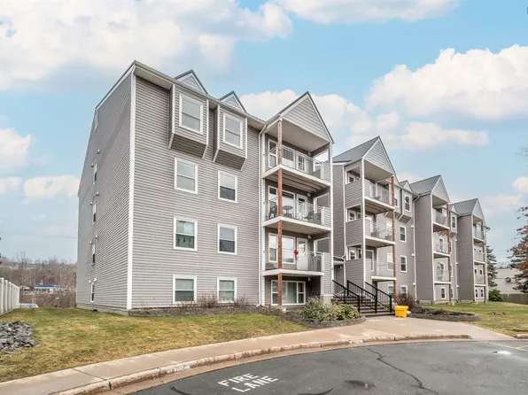 31 River Ln #107, Halifax, NS B4A 3Y7