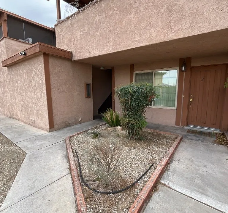 2753 Kline Cir #3