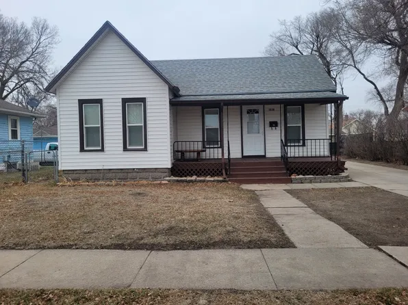 1418 W 5th St, Grand Island, NE 68801