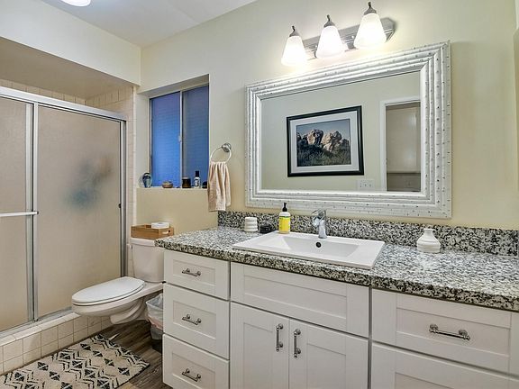 3rd image of 3435A Charles St