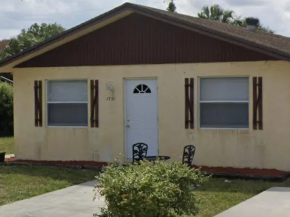 1791 Breezy Ln, West Palm Beach, FL 33417