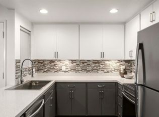 475 N Midway Dr Unit 117, Escondido, CA 92027