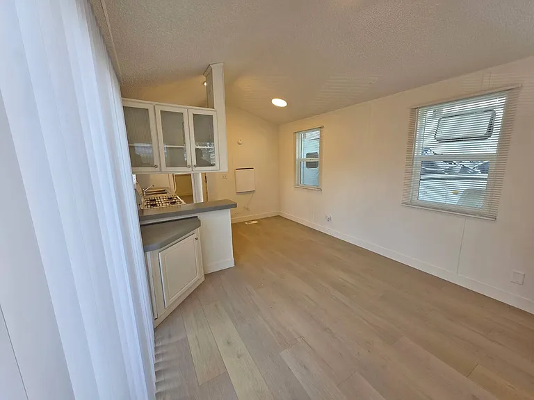 515 River Rd #25 — Photo 3
