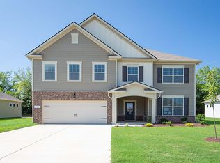 204 Princeton Dr, Lebanon, TN 37087
