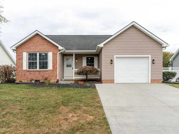 3120 Pride Cir, Broadway, VA 22815