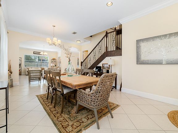 4th image of 254 Gazetta Way