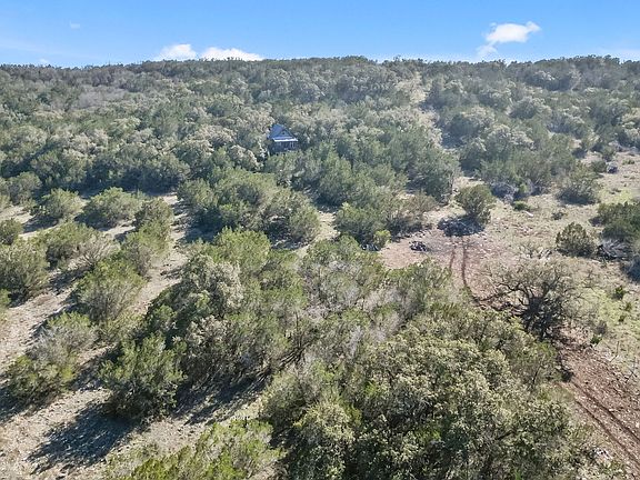 4th image of 449 COUNTY ROAD 243