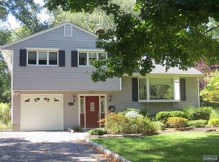 257 Thayer St, River Vale, NJ 07675