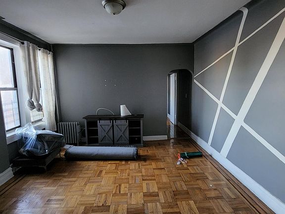 5th image of 2177 E 21st St APT 312