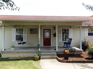 105 Champion Hills Dr, Berryville, AR 72616