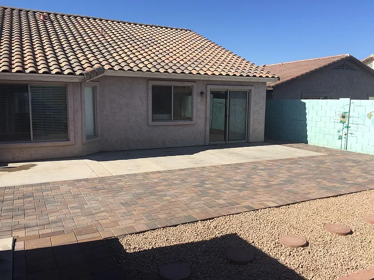 5513 S 7th Dr — Photo 11