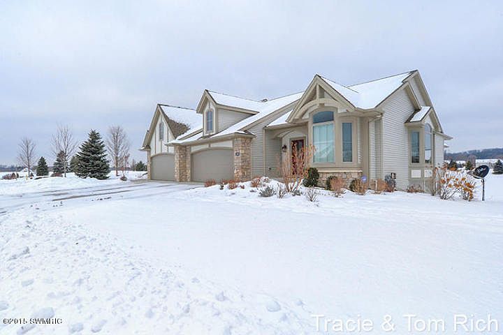 1st image of 4029 Tom Morris Dr NE