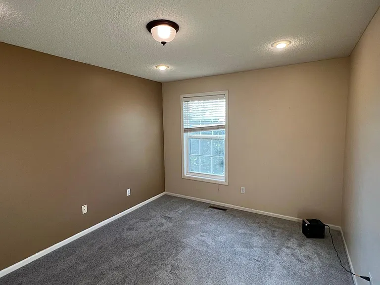 7866 Old Carriage Ct #7866 — Photo 33