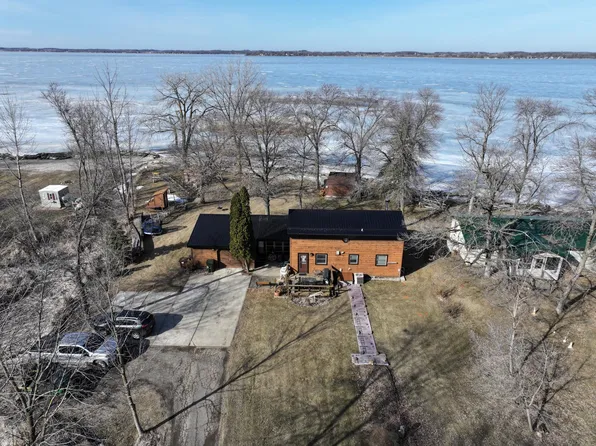19405 Eastwood Dr, Osakis, MN 56360