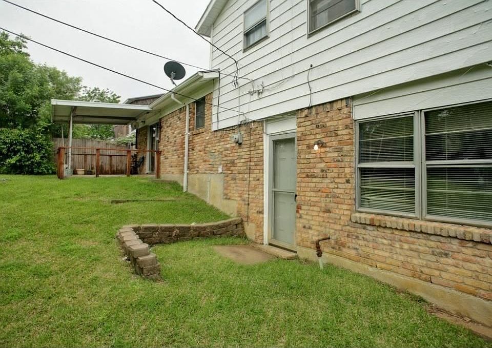 2nd image of 2889 Valwood Cir