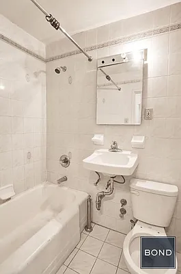 Rented by Bond New York | media 21