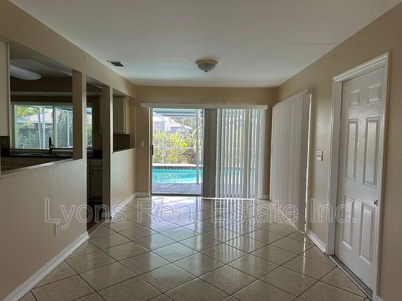 5th image of 1394 White Cedar Ln