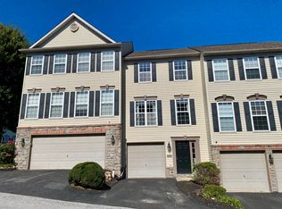2703 Equestrian Dr, York, PA 17402