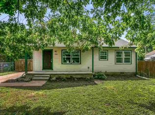 1810 Frankfort St, Winfield, KS 67156