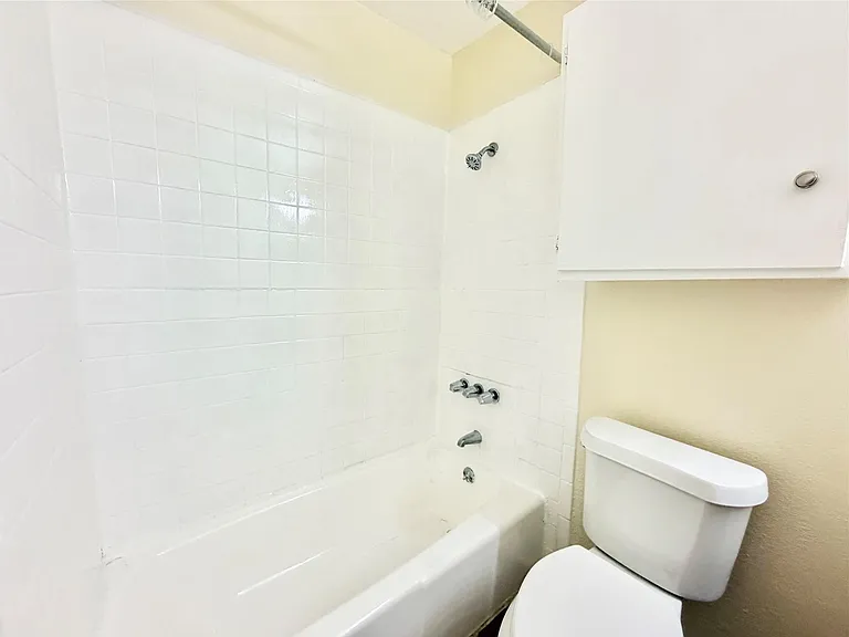 6257 Manor Rd #B — Photo 27